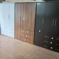 کمد لباس کشودار