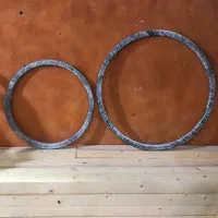 قاب آیینه چوبی گرد دیواری عمده  وتک|آینه|رباط‌کریم, منجیل آباد|دیوار