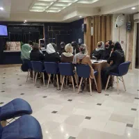 اجاره سالن جهت برگزاری کلاس های آموزشی ورکشاپ و ..|اجارهٔ کوتاه‌مدت دفتر کار و فضای آموزشی|تهران, درختی|دیوار