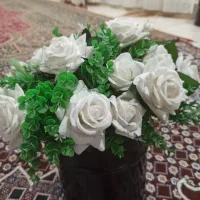 گلدان مصنوعی گل سفید