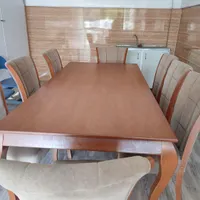 فروش میز ناهار خوری ۸ نفره در حد نو چابکسر