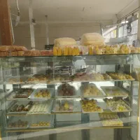 همکار خانم با روابط عمومی بالا نیازمندیم نیم وقت