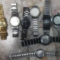 تعدادی ساعت برای فروش