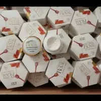 کرم و صابون ژل رویال گیاهی ضد لک
