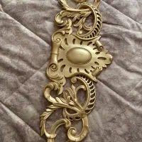 تاج پرده نگین خور طلایی