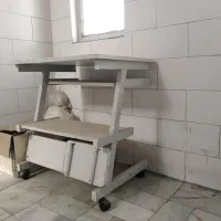 دو میز کامپیوتر یکی تمام چوبی و یکی سفید فلز وچوب|میز تحریر و کامپیوتر|تهران, ارم|دیوار