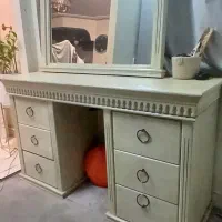میز آرایش