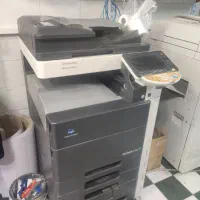 کونیکا ۴۵۲ رنگی