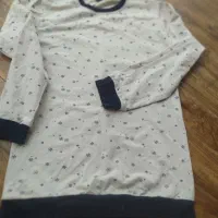 تعدادی لباس دخترونه|کفش و لباس بچه|رشت, معلولین|دیوار