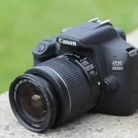 دوربین عکاسی Canon 2000D