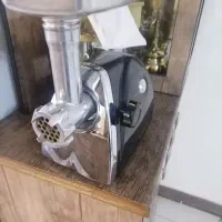 چرخ گوشت تمیز سالم 2600