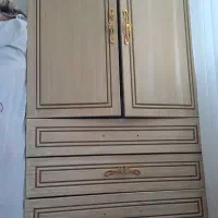 یک عدد بوفه یک عدد کمد