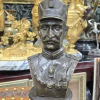 تندیس رضاخان برنز