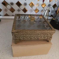 شکلات خوری آنتیک نو اصلا استفاده نشده قیمت۴۰۰