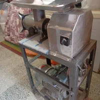 چرخ گوشت تسمهای 32|فروشگاه و مغازه|گلپایگان, |دیوار