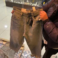 فروشنده بوتیک