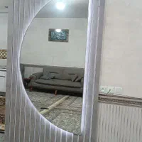 آیینه و بوفه