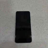 گوشی موبایل در حد نو کم کار کرد