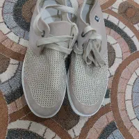 کفس اسپرت زنانه مردانه ام نداره