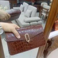 کیف های چرم مناسب روز زن