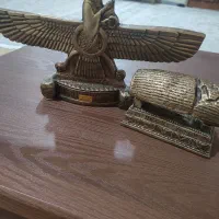 مجسمه کوروش و منشور