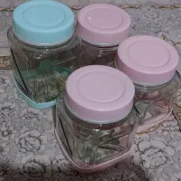 بانکه شیشه‌ای درب‌دار پلاستیکی