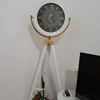 ساعت ایستاده