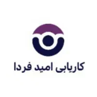 اپراتور تولید آقا در شرکت دارویی