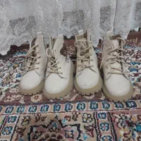 دو جفت نیم بوت دخترانه|کفش و لباس بچه|پائین جام, |دیوار