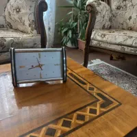 ساعت رومیزی قدیمی