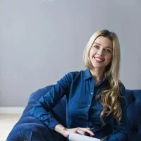 مشاورخانم/تراپی/تراپیست/روانشناس/مشاوره تلفنی