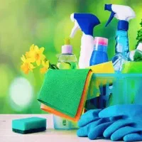 استخدام نیروی خدماتی نظافتی