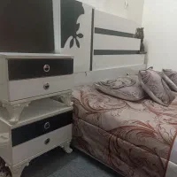 تخت دونفره با پاتختی و روتختی