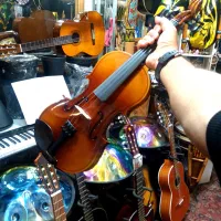 ویولن،ویالن|ویولن|دزفول, |دیوار