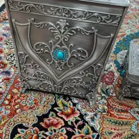 جا دستمال و سطل آشغال