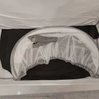 تخت نوزاد کنار مادر و کالسکه دلیجان