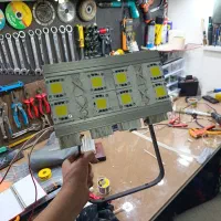 تعمیر انواع نور افکن ها ولامپ های ال ای دی