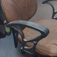 دو عدد صندلی چرخدار جکی دار متحرک