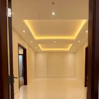 اجرای سقف کاذب کناف لاین نوریpvcشبکه۶۰ ×۶۰ ،قرنیز