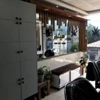 دکور آرایشگاه(مردانه یا زنانه فرقی نمیکند)|آرایشگاه و سالن‌های زیبایی|رشت, گلسار|دیوار