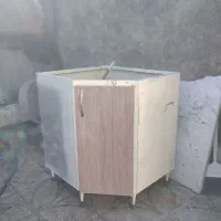 کابینت گوشه ای با یک سینک جدا
