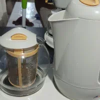 یک عدد چای ساز تفال و قهوه ساز تمیز