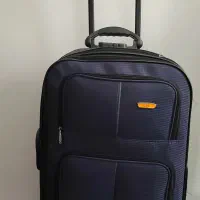 چمدان تمیز و سالم