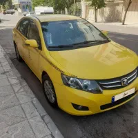 تاکسی اریو اتومات