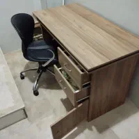 میز به همراه صندلی