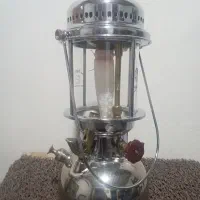 چراغ زنبوری اک