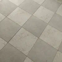 کاشی کاری و سفت کاری ساختمان