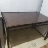 میز ناهارخوری محکم بدون صندلی