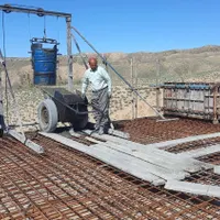 بتن ریزی دستگاه خلاطه