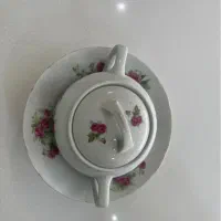 ظروف چینی گل سرخی قدیمی